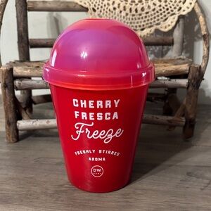 NWT DW HOME CHERRY FRESCA FREEZE COOLER LARGE CANDLE